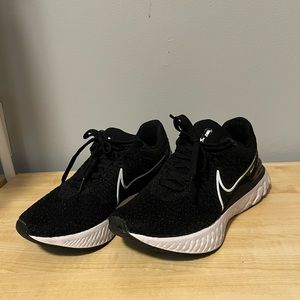 Nike Women's React Infinity Run Flyknit 3 Running Shoes
